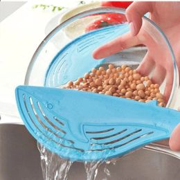Whale Shape Handle Type Rice Washer Kitchen Water Filter (Color: Blue)